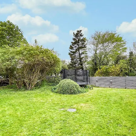 3 Bedroom Beautiful In Dom wakacyjny Askeby