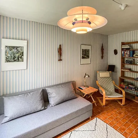 3 Bedroom Beautiful In * Askeby